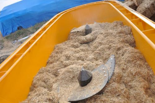 feed mixer